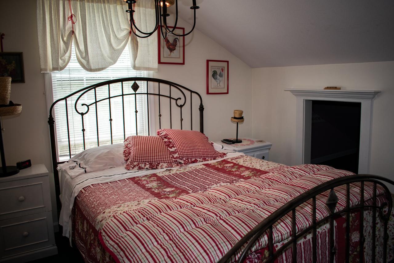 Rooster Hill Guest House Порт-Анджелес Экстерьер фото