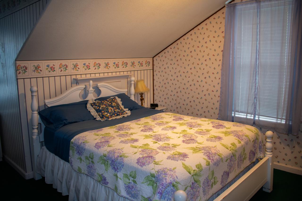 Rooster Hill Guest House Порт-Анджелес Экстерьер фото